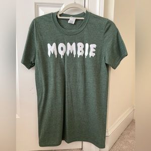 Mombie Halloween shirt - size small